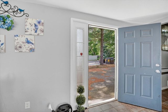 1023 Evanston Drive, Jackson, MI 49202