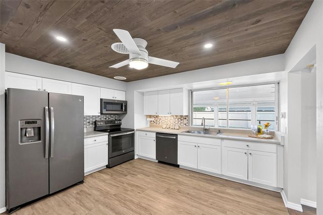 559 MOUNT VERNON DRIVE, Venice, FL 34293
