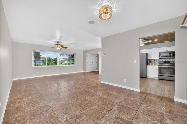 559 MOUNT VERNON DRIVE, Venice, FL 34293