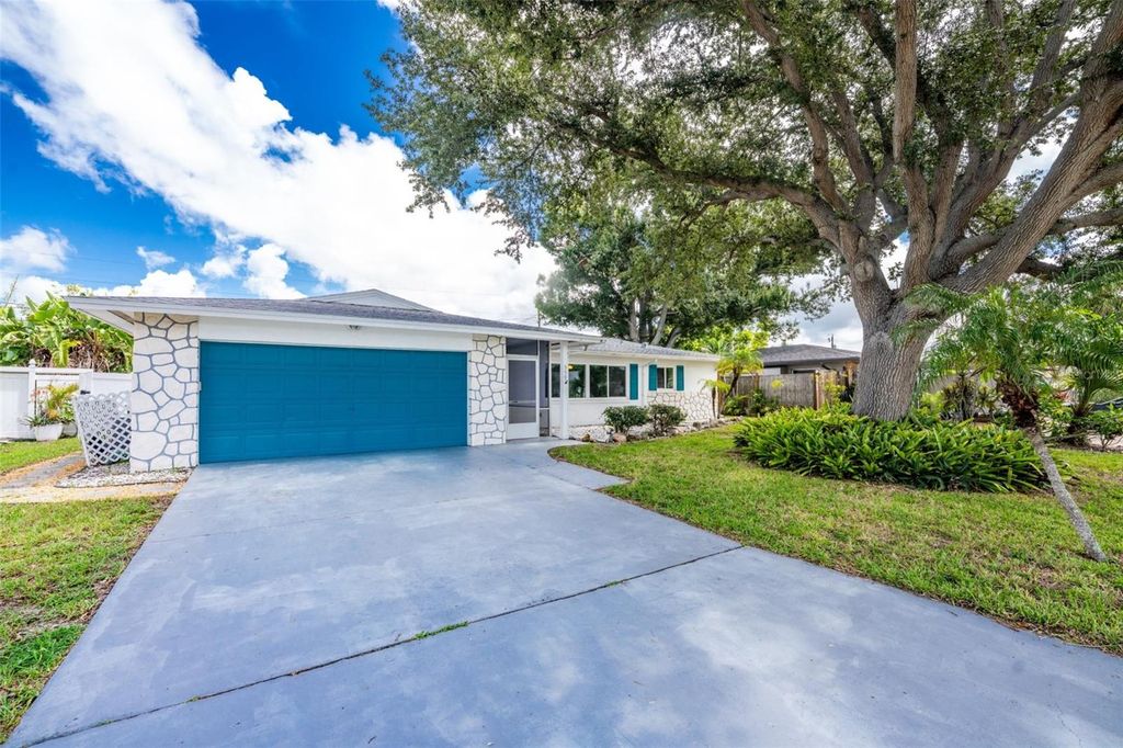 559 MOUNT VERNON DRIVE, Venice, FL 34293