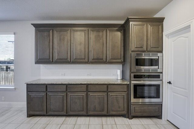 807 Imperial Way, Mansfield, TX 76063