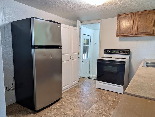 7400 High Meadow Road, Noble, OK 73068