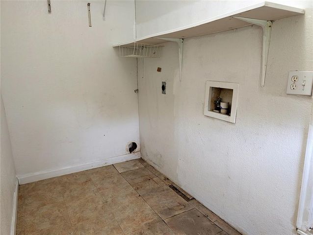 7400 High Meadow Road, Noble, OK 73068