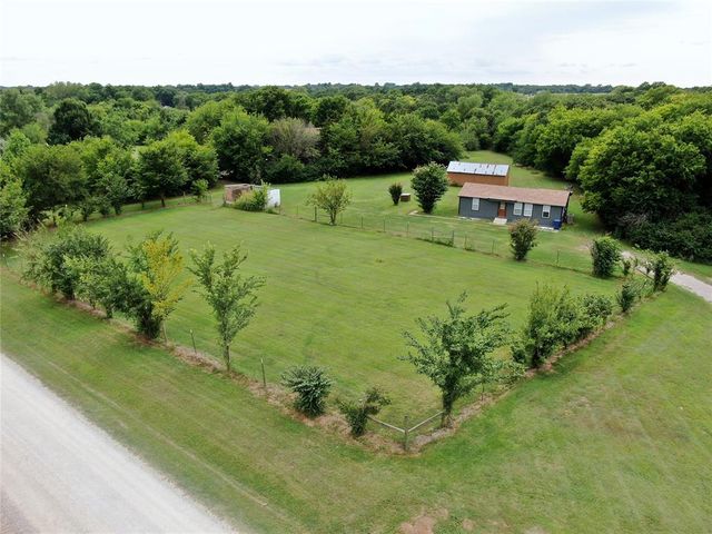 7400 High Meadow Road, Noble, OK 73068
