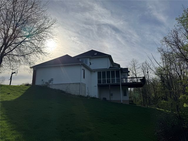 195 Morgan Court, Cedar Rapids, IA 52411