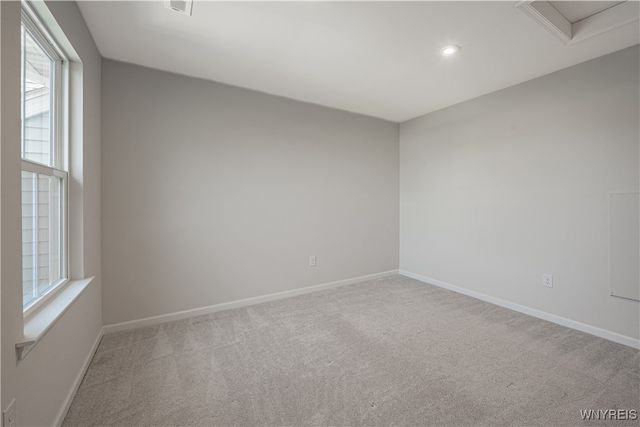 157 Sandstone Circle, Grand Island, NY 14072