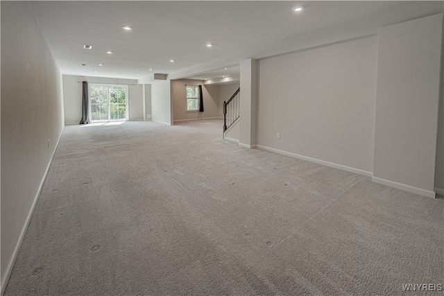 157 Sandstone Circle, Grand Island, NY 14072