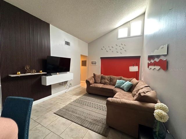 3766 SOUTHPOINTE DRIVE U5, Orlando, FL 32822