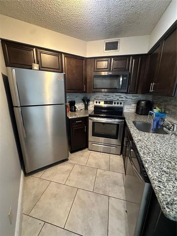 3766 SOUTHPOINTE DRIVE U5, Orlando, FL 32822