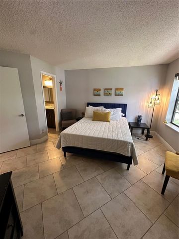 3766 SOUTHPOINTE DRIVE U5, Orlando, FL 32822