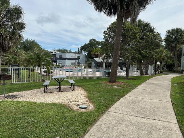 3766 SOUTHPOINTE DRIVE U5, Orlando, FL 32822