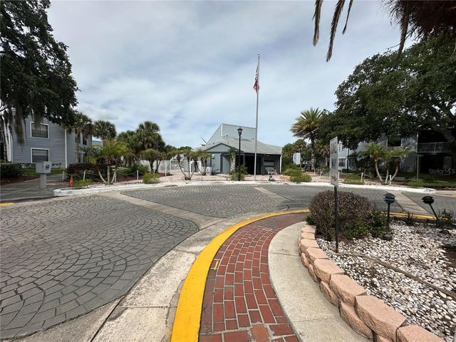3766 SOUTHPOINTE DRIVE U5, Orlando, FL 32822