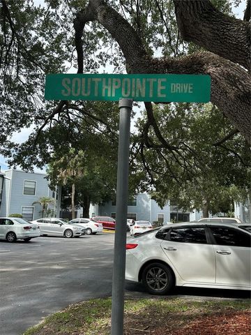 3766 SOUTHPOINTE DRIVE U5, Orlando, FL 32822