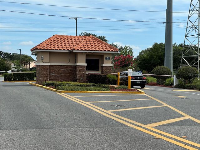 3766 SOUTHPOINTE DRIVE U5, Orlando, FL 32822