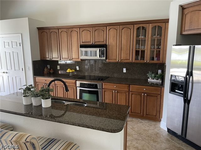 5634 Whispering Willow WAY, Fort Myers, FL 33908