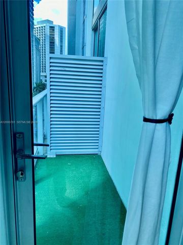 300 S Biscayne Blvd Loft 604, Miami, FL 33131