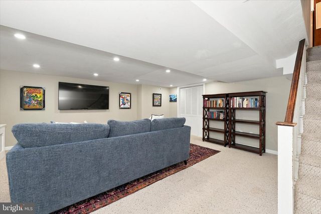 2208 HIGHLAND PL, Wilmington, DE 19805