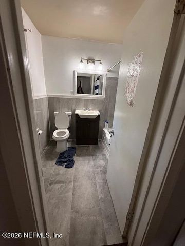 1216 GLEN LAURA Road, Jacksonville, FL 32205