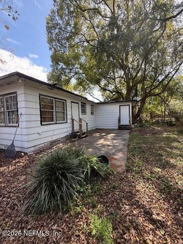 1216 GLEN LAURA Road, Jacksonville, FL 32205