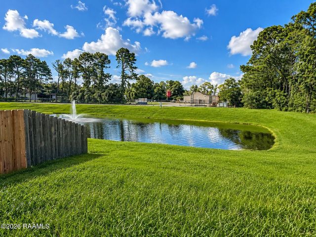 312 Berchman Oaks Drive, Lafayette, LA 70506