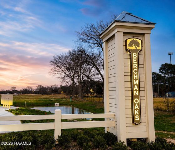 312 Berchman Oaks Drive, Lafayette, LA 70506