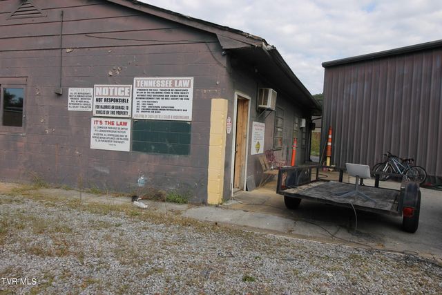 808 North Lynn Avenue, Elizabethton, TN 37643