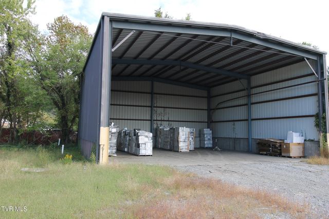 808 North Lynn Avenue, Elizabethton, TN 37643