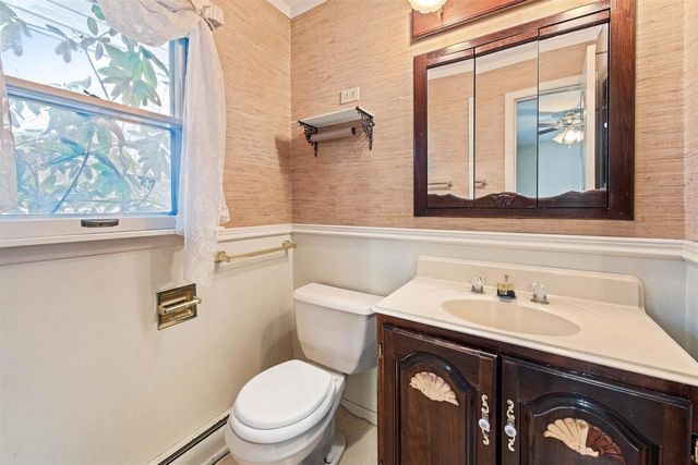 3000 SHORE DRIVE, Marinette, WI 54143