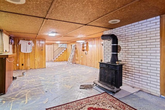 3000 SHORE DRIVE, Marinette, WI 54143