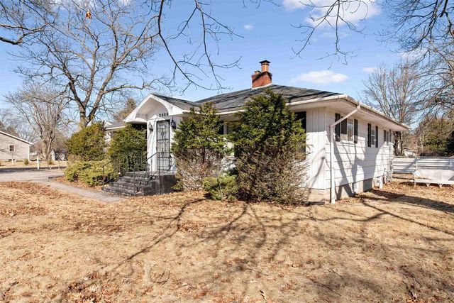 3000 SHORE DRIVE, Marinette, WI 54143