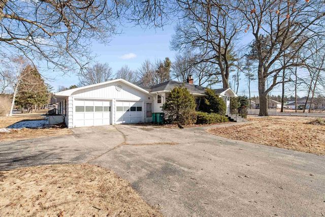 3000 SHORE DRIVE, Marinette, WI 54143