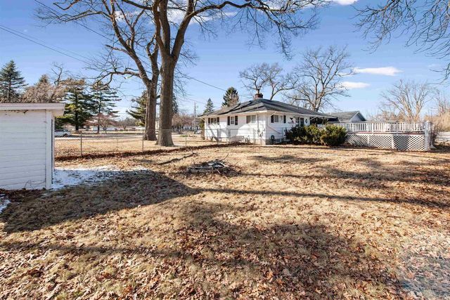 3000 SHORE DRIVE, Marinette, WI 54143