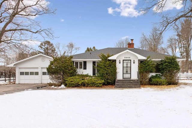 3000 SHORE DRIVE, Marinette, WI 54143