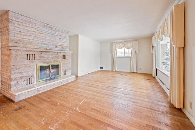 3000 SHORE DRIVE, Marinette, WI 54143