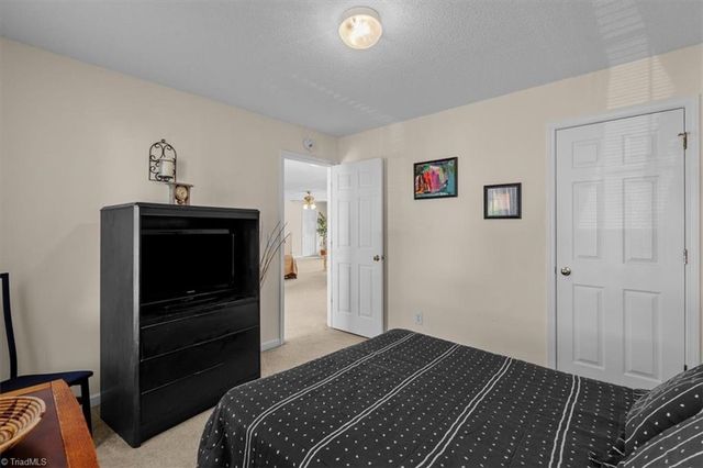 4264 Harbor Ridge Drive, Greensboro, NC 27406