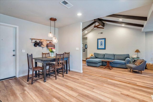 7206 Shadywood DR, Austin, TX 78745