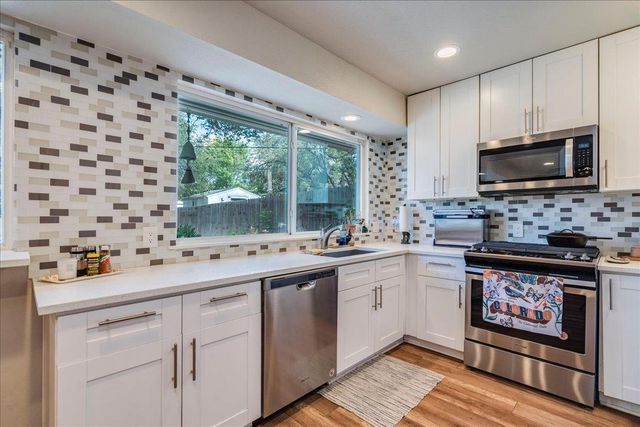 7206 Shadywood DR, Austin, TX 78745