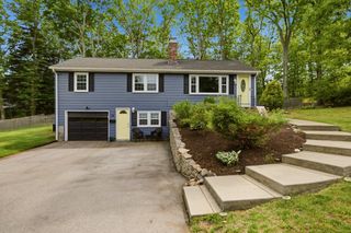78 Grand View Road, East Greenwich, RI 02818