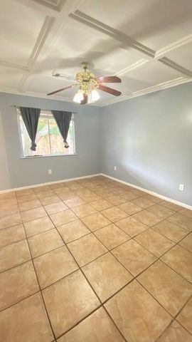 1022 Akron Street, Houston, TX 77029