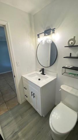 1022 Akron Street, Houston, TX 77029