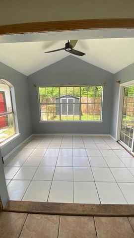 1022 Akron Street, Houston, TX 77029