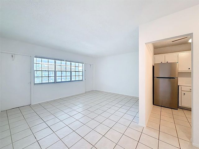5208 NE 24TH TER F-303, Fort Lauderdale, FL 33308