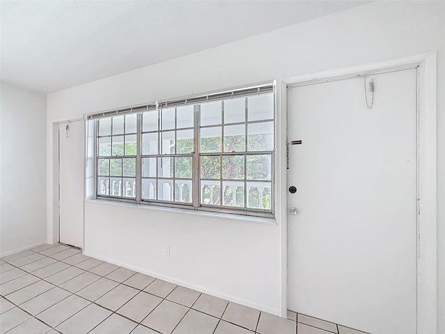 5208 NE 24TH TER F-303, Fort Lauderdale, FL 33308