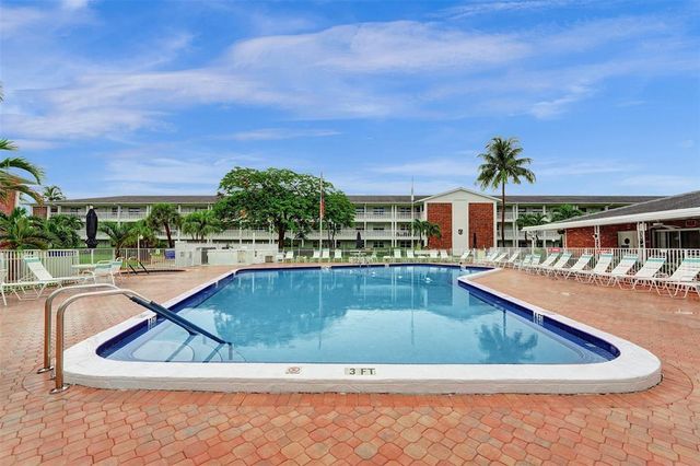 5208 NE 24TH TER F-303, Fort Lauderdale, FL 33308