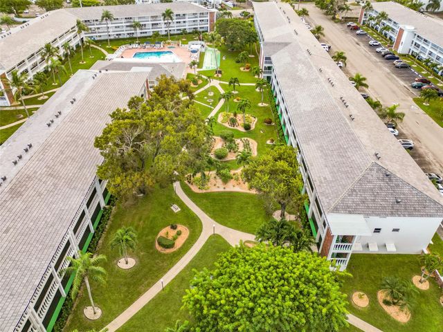 5208 NE 24TH TER F-303, Fort Lauderdale, FL 33308