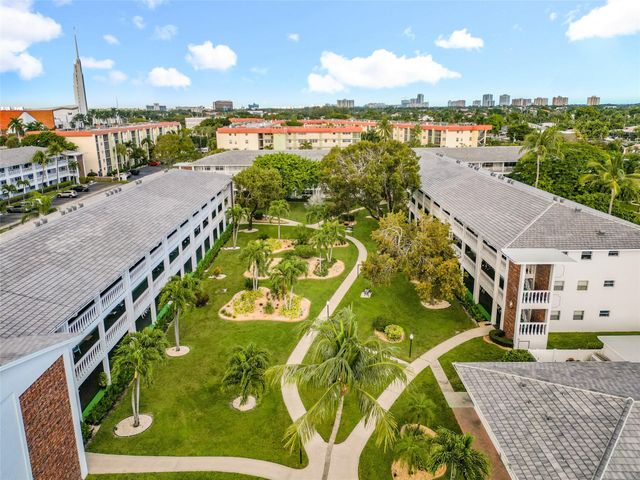 5208 NE 24TH TER F-303, Fort Lauderdale, FL 33308