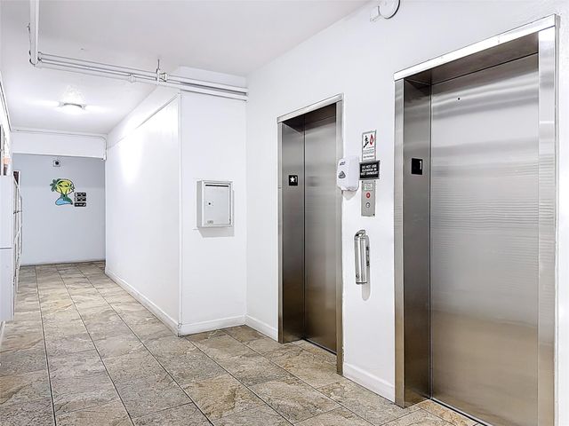 5208 NE 24TH TER F-303, Fort Lauderdale, FL 33308