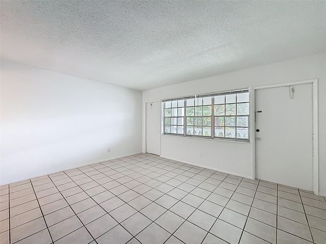5208 NE 24TH TER F-303, Fort Lauderdale, FL 33308