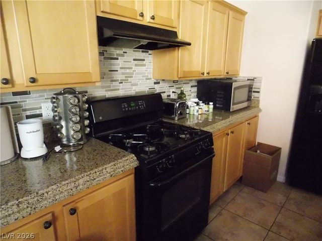 1208 Olivia Parkway, Henderson, NV 89011