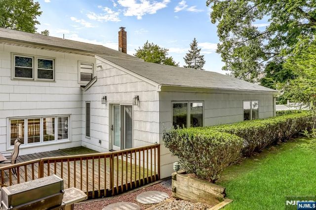 65 Forsythia Lane, Paramus, NJ 07652